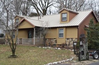 6722 Gardner Rd, Chandler, IN 47610
