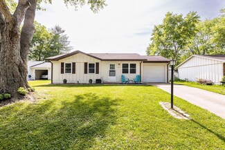 1619 Landmark Dr, Mascoutah, IL 62258