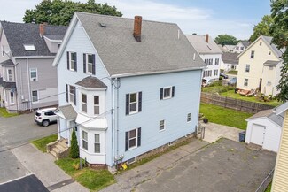 11 Carlton St, Peabody, MA 01960