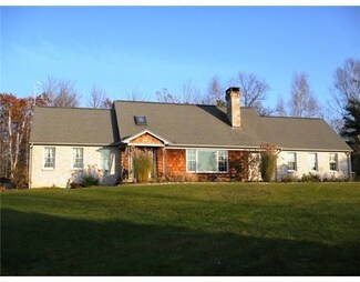 461 E Hebron Rd, Turner, ME 04282