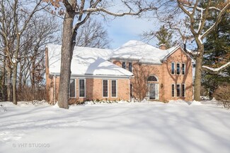 205 Brampton Ln, Lake Forest, IL 60045
