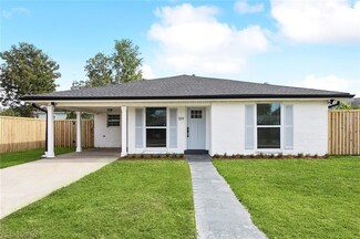 109 Beaver Dr, Arabi, LA 70032