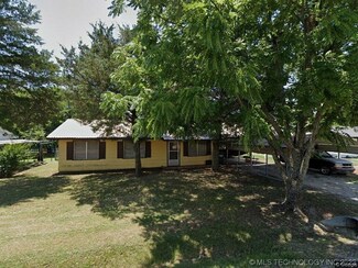 707 Randolph St, Marietta, OK 73448