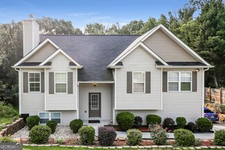 6234 Grand Fox Cir, Flowery Branch, GA 30542