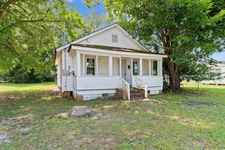 114 Henry McGill St, Marion, SC 29571