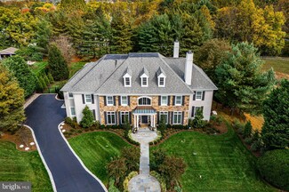 1045 Whitegate Rd, Wayne, PA 19087