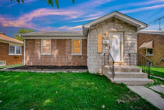 929 175th St, Hammond, IN 46324