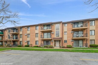 7010 W 110th St Unit 6, Worth, IL 60482