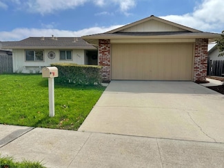 722 Ashbury Way, Salinas, CA 93907