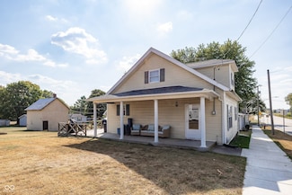 303 W Main St, Lewisville, IN 47352