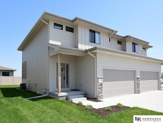14804 Willow St, Bennington, NE 68007