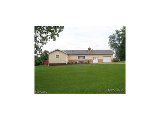 35 Depue Dr, Elizabeth, WV 26143