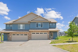 1265 Abraham Dr, North Liberty, IA 52317