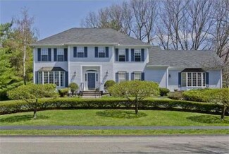 29 Solomon Pierce Rd, Lexington, MA 02420