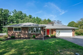 8646 Centaur Dr, Belvidere, IL 61008