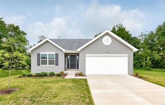 1577 Westlake Cir, Pacific, MO 63069