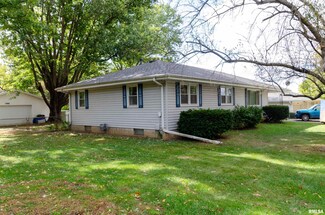 15985 Joseph Ct, Pekin, IL 61554