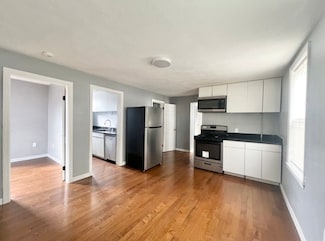 37 Maverick St Unit 3, Chelsea, MA 02150