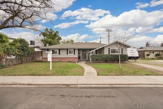 1118 Hawthorne Ave, Modesto, CA 95350