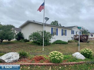 13 Elm Dr, Virginia, MN 55792