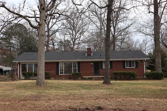 211 Sunset Dr, New Johnsonville, TN 37134