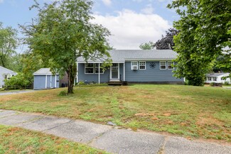 5 Paddock Place, South Portland, ME 04106