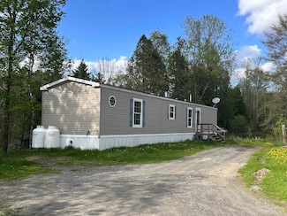 2697 Main St, Cabot, VT 05647