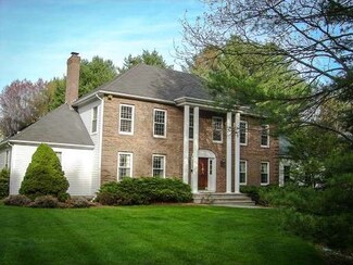 25 Donnelly Dr, Dover, MA 02030