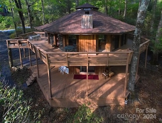 565 Winterstar Loop, Burnsville, NC 28714