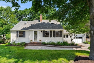 11 Bruce Ln, Wenham, MA 01984