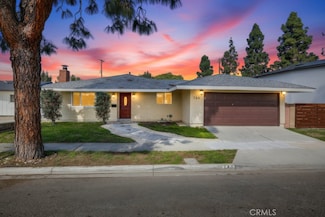 746 Hudson Ave, Costa Mesa, CA 92626
