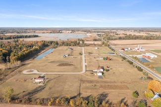 4530 Creek View Ct, Bushnell Township, MI 48834