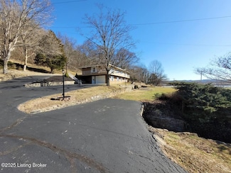2227 Lock Rd, Carrollton, KY 41008