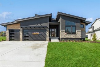 17732 Slater St, Overland Park, KS 66013