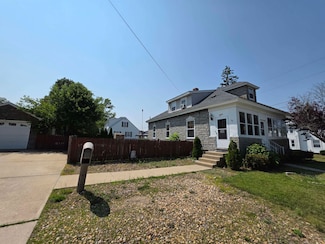 793 S Beech St, Manchester, NH 03103