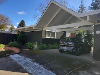 18 Mount Rainier Ct, San Rafael, CA 94903