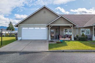 725 SW Kinsington Ct Unit 25, Grants Pass, OR 97526