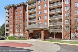 8400 Callie Ave Unit D402, Morton Grove, IL 60053