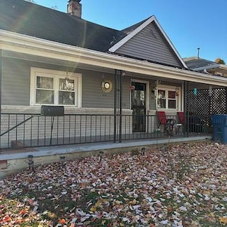 423 E 7th St, Mount Carmel, IL 62863