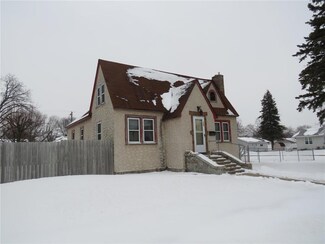 702 13th St N, Benson, MN 56215