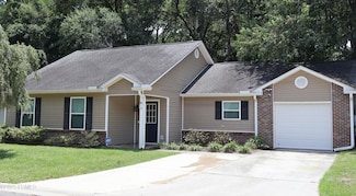 18 Brindlewood Dr, Beaufort, SC 29907