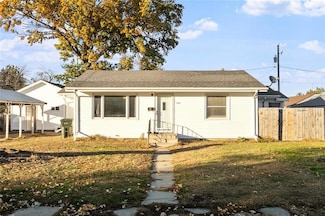 322 Warford St, Perry, IA 50220