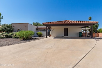 230 E Paseo de Golf, Green Valley, AZ 85614