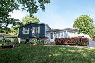 1402 Landon Ave, Winthrop Harbor, IL 60096