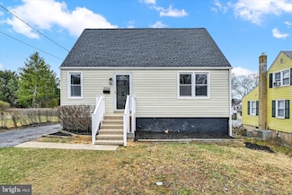 2926 Grendon Ln, Parkville, MD 21234