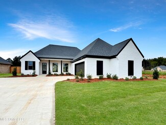 908 Brunswick Ct, Flowood, MS 39232