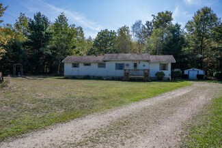 W8471 22nd St, Necedah, WI 54646
