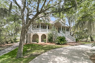 4702 Blockhouse Ln, Hollywood, SC 29449