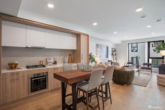 915 N Point St Unit G2, San Francisco, CA 94109
