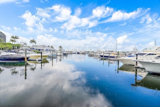 136 Lakeshore Dr Unit 511, North Palm Beach, FL 33408